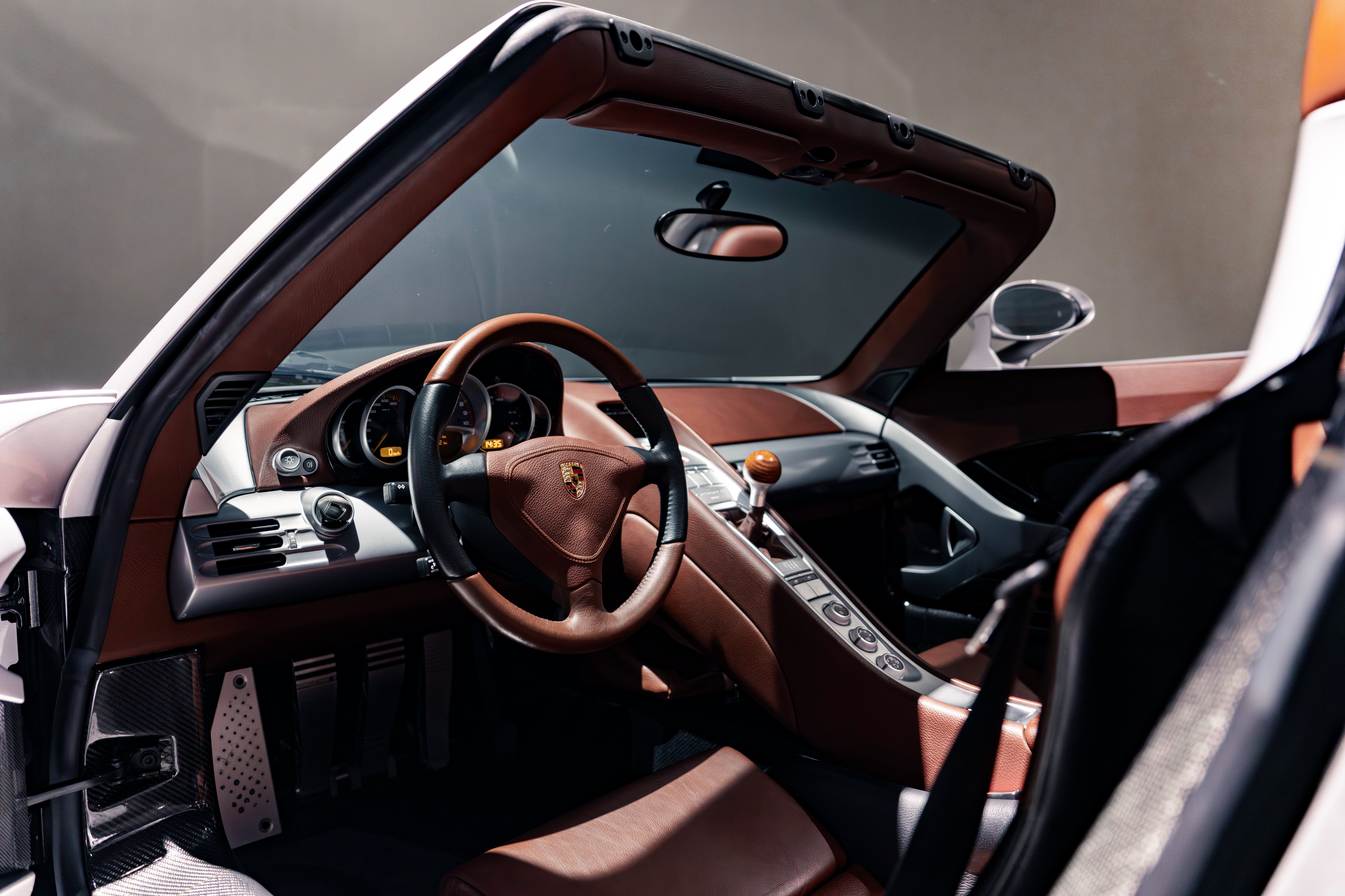 Porsche Carrera GT 內裝